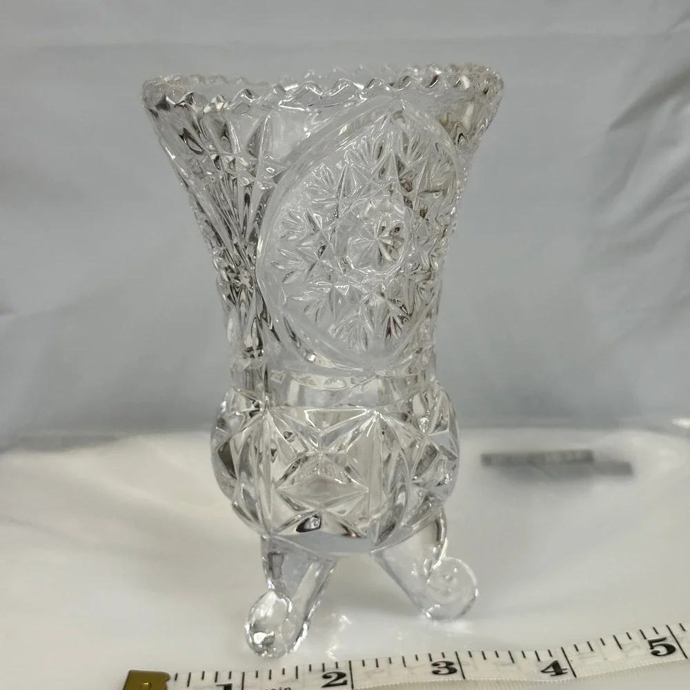 Vintage Crystal Bud Vase Unisex OS Clear‎ Cut Glass Pinwheel 3 Footed Excellent